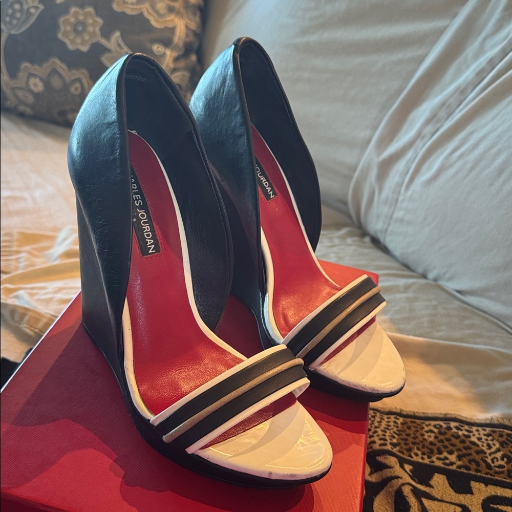 Charles Jourdan Hilary Wedges